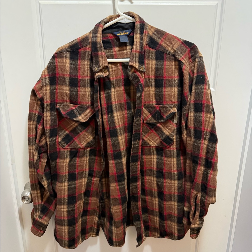 Vintage Woolrich Men's Plaid Shirt Jacket in Tan and Red Size XL